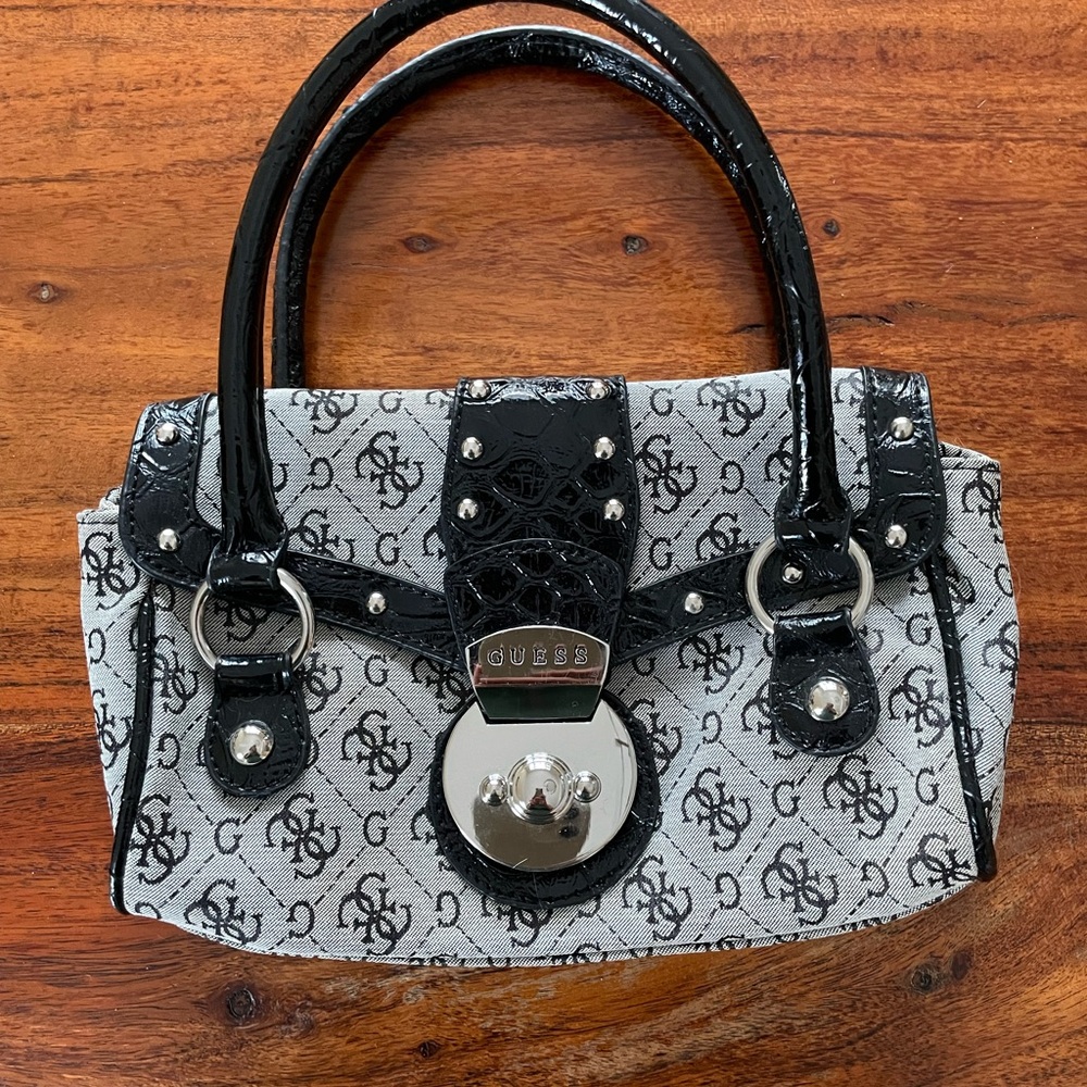 Guess bag